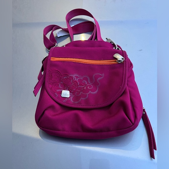 Haiku Handbags - Haiku Crossbody Bag Organizer Pink Magenta Crossbody Bag